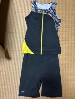 「ミズノ」フィットネス用セパレート水着　上下セット　M