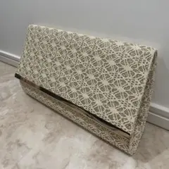 ［値下げしました］アイボリー レース クラッチバッグ
