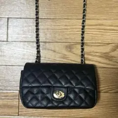 ブラック キルティング ショルダーバッグ