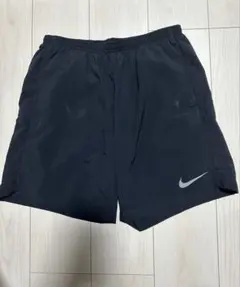 Nike DRI-FIT ランニングハーフパンツ（Lサイズ）