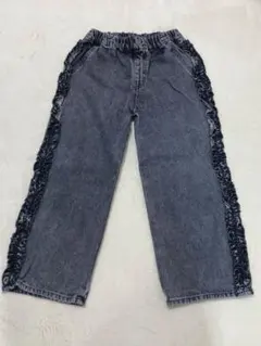 値下げ♡バースデイ　フリルデニムパンツ　120♡