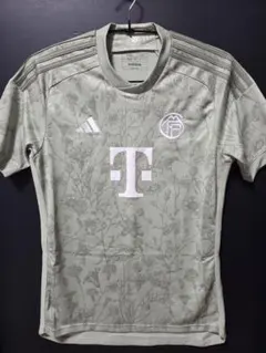 FC Bayern München 伊藤洋樹シャツ バイエルンミュンヘン - メルカリ