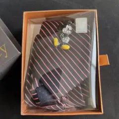 【22】ミッキーマウス　ブローチ付きネクタイ　未使用品