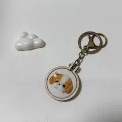 シーズー いちご ストラップ うちの子 ハンドメイド パンチニードル 刺繍糸