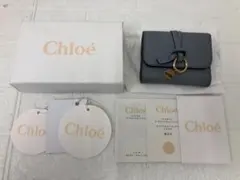 Chloeクロエ アルファベット スモールトリフォールドウォレットストームブルー
