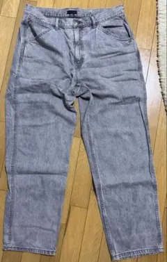 UNIQLO JEANS グレー ワイドストレートデニムパンツ