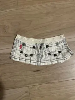 アズノウアズデワン スカート白 サイズ1
