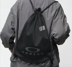 ＊新品＊oakley オークリー ナップサック ブラック×グレー メッシュのサムネイル