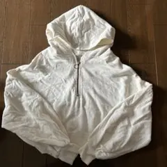 ホワイトフルジップフード付きパーカー