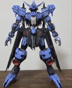 ス*ズ様 ガンダム・ヴィダール　MG　完成品　【ガンプラ】のサムネイル