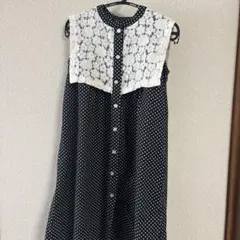 ノースリーブ水玉ワンピース 黒と白