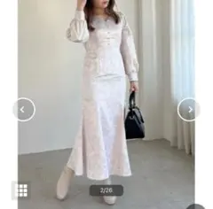 ラインアートフラワーサテンワンピース　ホワイト　白　マジェステックレゴン