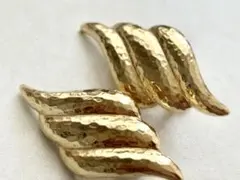 年代物 未使用 MONET 大ぶり ゴールド縦デザイン vintageイヤリング