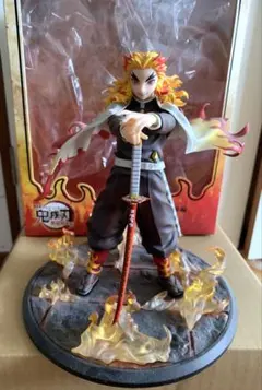鬼滅の刃 無限列車編 煉獄杏寿郎 1/8スケールフィギュア　アニプレックスのサムネイル