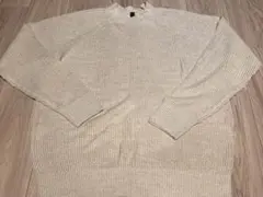 【新品】ユニクロ　セーター　ベージュ　XL