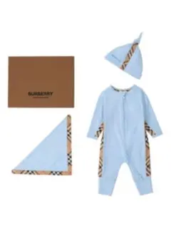 【新品タグ付き 】BURBERRYロンパース・帽子・スタイ