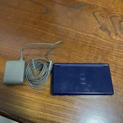 Nintendo DS Lite ネイビー 充電器付き