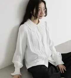 osharewalker プリーツ襟 ピンタックブラウスのサムネイル