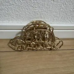 ヤクルトスワローズ　つば九郎　ヘアクリップ　ゴールド