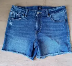 GAP デニムショートパンツ サイズ フリンジ裾