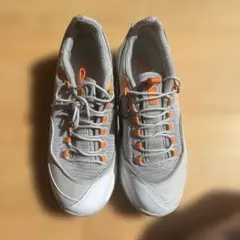 未使用gravis KONA スニーカー グレー オレンジのサムネイル