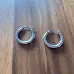 フープピアス 中型