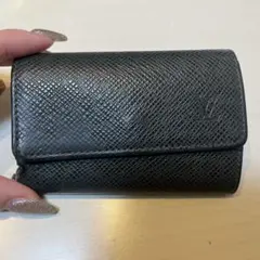 Louis Vuitton ブラックキーケース