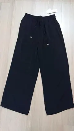 【新品タグ付】定価1,969円 黒 ワイドパンツ ゴムウエスト