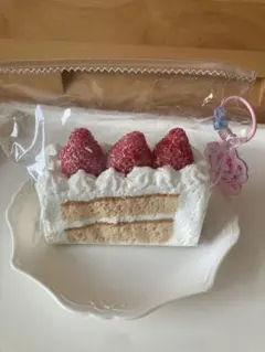 BLOOMOOD ストロベリーケーキ スクイーズ