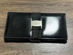 Salvatore Ferragamo 長財布 ヴァラ ブラックのサムネイル