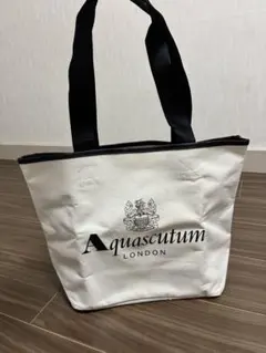 Aquascutum ロゴ入りトートバッグ