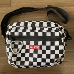 NEVER チェッカーフラッグ ショルダーバッグのサムネイル