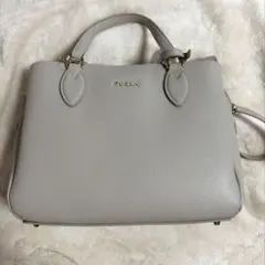 フルラ　ショルダーバッグ