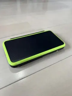 New 2DS LL 本体 ブラック/グリーン