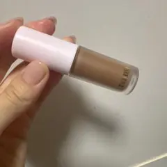 スナイデルビューティ　コンフォートグロウアイズ　04 Muted Beige