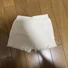 ホワイトリブ編みショートパンツ