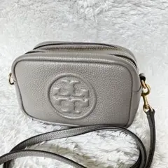 トリーバーチ　ペリーボンベ　ショルダーバッグ　ダブルファスナー　グレージュ