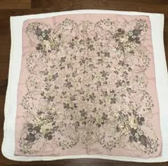 美品　Laura Ashley シルクスカーフ ピンク　お花柄