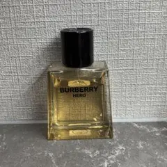BURBERRY HERO 30mはあります。 箱付き。値下げあり。 - メルカリ