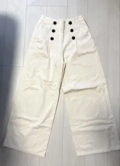 GU ホワイト ワイドパンツ Mサイズ ボタン付き