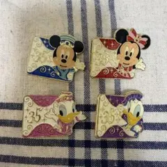 東京ディズニーリゾート 35周年 ピンバッジ 4種セットのサムネイル