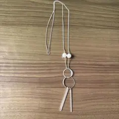 シルバー ロングネックレス オパールビーズ付き