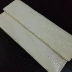 牛革 型押し 長財布