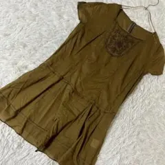 INTELLECTION 刺繍入り 半袖 チュニック カーキ 42のサムネイル