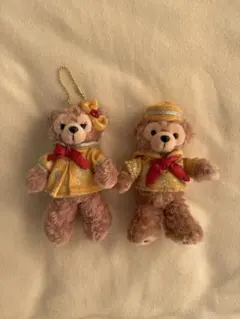 ダッフィー＆シェリーメイ30周年ぬいぐるみバッジ