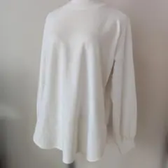 un dix cors ラウンドヘム長袖プルオーバー