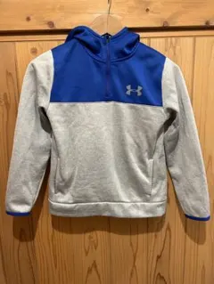 Under Armour 裏起毛 フードパーカー YMD （約140cm）