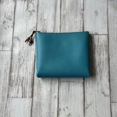 本革ポーチ　ハンドメイドのサムネイル