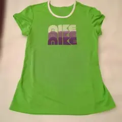 Nike DRI-FIT グリーン Tシャツ　ナイキ　L　未使用。
