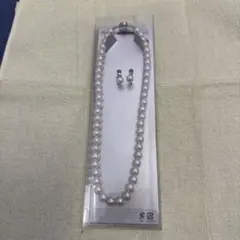 ホワイトパールネックレスとイヤリングセット　イミテーション